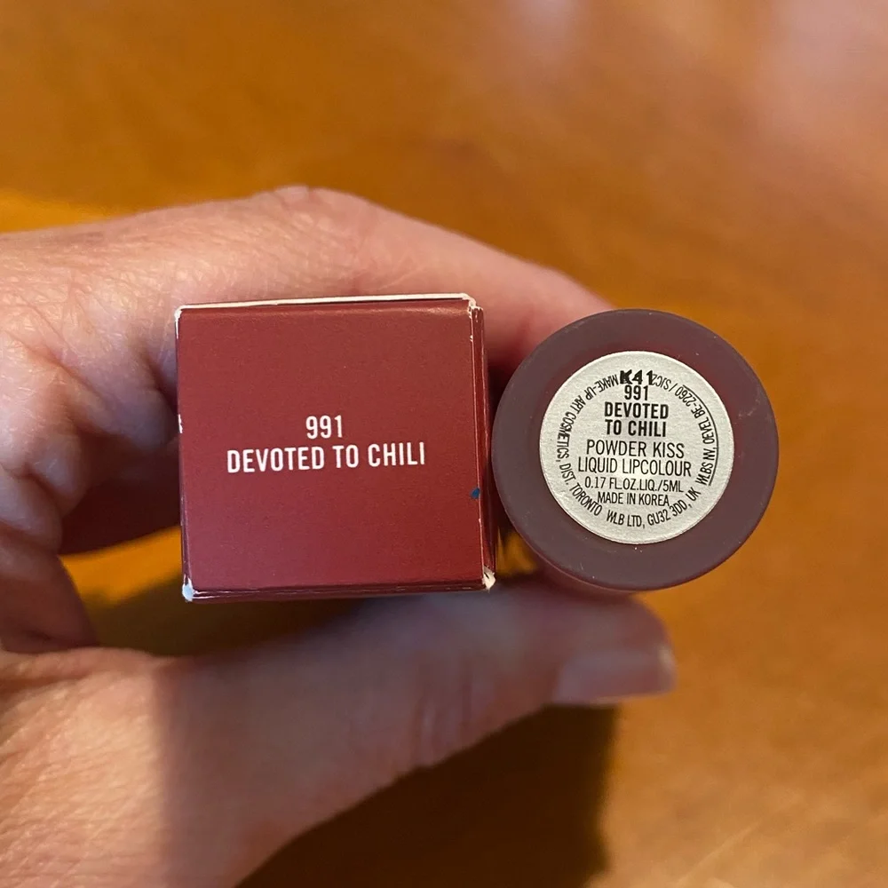 MAC Powder Kiss Liquid Lipcolour Devoted to Chili
